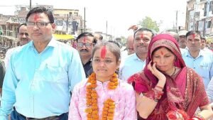 MPमैहर06मई25 की प्रियल ने 12th बोर्ड में सभी को पछाड़ा, टॉप करने का बताया मंत्र