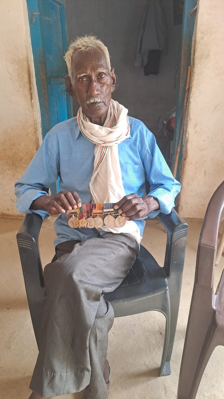 सुल्तानपुर07मई25पूर्व सैनिक के जज्बे को सलाम, जंग के ऐलान पर उछल पड़े रामबरन*