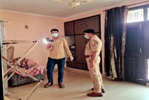 मुरादाबाद12मई25* यू पी में #MothersDay के दिनब11 वर्ष से अपार्टमेंट में अकेली रह रही बुजुर्ग माँ की तो