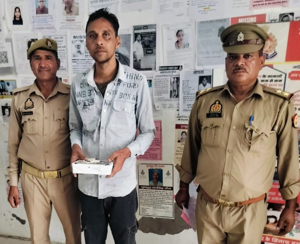 मथुरा 14 मई 25* एक अभियुक्त को किया गिरफ्तार, कब्जे से 125 ग्राम नशीला पदार्थ (अल्प्राजोलम पाउडर) बरामद ।*