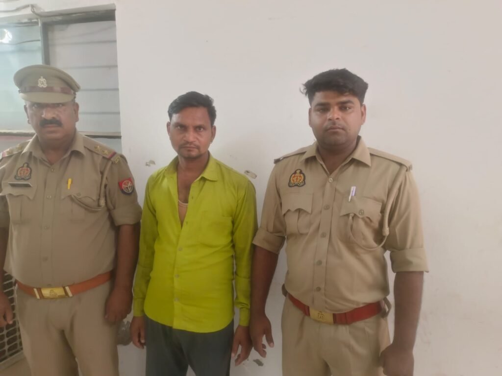 मथुरा 16 मई 25*एक अभियुक्त को चोरी की मोटर साइकिल सहित किया गिरफ्तार ।*