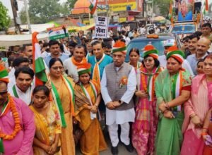 *कानपुर देहात 17मई25*में निकाली गई तिरंगा शौर्य यात्रा में बीजेपी के कई मंत्रियों ने लिया हिस्सा,सेना के शौर्य को किया सलाम,*