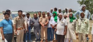 मथुरा17मई25* भाकियू ने जयपुर बरेली हाईवे पर बिरहाना माइनर नयेवास पुल पर सर्विस रोड की मांग।