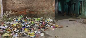 रोहतास20मई25*स्वच्छ डेहरी और सुंदर डेहरी तो नाम है,लेकिन वार्ड की स्थिति नरक से भी बत्तर।