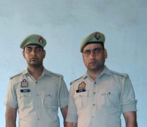 हरदोई04मई25*खरबूजा विक्रेता से फ्री में खरबूजा लेने वाले दो सिपाही हुए सस्पेंड