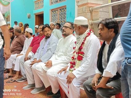 अयोध्या04मई25*पूर्व मंत्री ने हज यात्रियों को हज यात्रा की मुबारकबाद देकर किया विदा अयोध्या04मई25*पूर्व मंत्री ने हज यात्रियों को हज यात्रा की मुबारकबाद देकर किया विदा