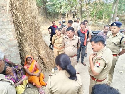 कौशाम्बी04मई25*बालिका ने फांसी लगाकर दे दी जान*