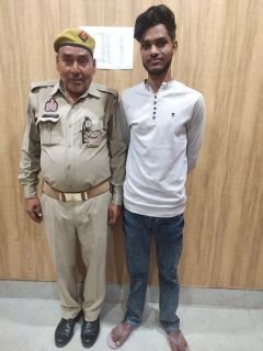 मथुरा 6 मई 25*थाना राया पुलिस द्वारा वांछित अभियुक्त को किया गया गिरफ्तार* मथुरा 6 मई 25*थाना राया पुलिस द्वारा वांछित अभियुक्त को किया गया गिरफ्तार*