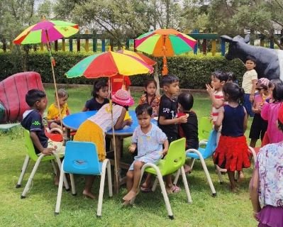 कौशाम्बी08मई25*एनडी कॉन्वेंट स्कूल में नन्हे मुन्नों के संग मस्ती भरी समर पूल पार्टी का आयोजन*