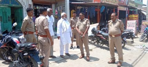 कौशाम्बी09मई25*एसओ कोखराज ने जुमे की नमाज को लेकर मस्जिदों में सुरक्षा ब्यवस्था का लिया जायजा* कौशाम्बी09मई25*एसओ कोखराज ने जुमे की नमाज को लेकर मस्जिदों में सुरक्षा ब्यवस्था का लिया जायजा*