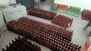 भागलपुर 13 मई25*बिहार में ट्रक से 1032.36 लीटर विदेशी शराब बरामद चालक फरार