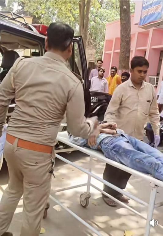 अयोध्या14मई25*राष्ट्रीय राजमार्ग पर अज्ञात वाहन की टक्कर से स्कूटी सवार की हालत गम्भीर अयोध्या14मई25*राष्ट्रीय राजमार्ग पर अज्ञात वाहन की टक्कर से स्कूटी सवार की हालत गम्भीर