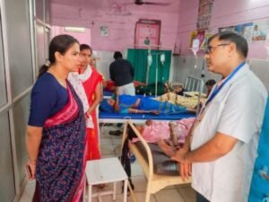 कौशाम्बी15मई25*पीएचसी के निरीक्षण में विधायक को मिली तमाम खामियां*