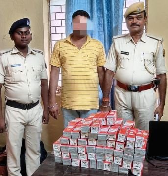 पूर्णिया बिहार 19 मई 25*25.200 लीटर विदेशी शराब के साथ एक शराब तस्कर गिरफ्तार।