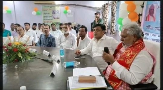 पूर्णिया बिहार 20 मई 25*‌ सहकारिता मंत्री ने सहकारिता विभाग के अधिकारियोंऔर जनप्रतिनिधियों के साथ बैठक की।