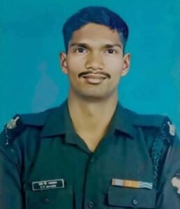 जम्मू कश्मीर22मई2025*युद्ध विराम के बाबजूद भी एक सेना के एक सैनिक को एक चल रहे गोलाबारी में मार दिया गया था,