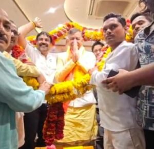 उन्नाव22मई25*शुक्ला गंज में सूर्या गैलक्सी होटल में हुआ स्वागत सम्मान समारोह