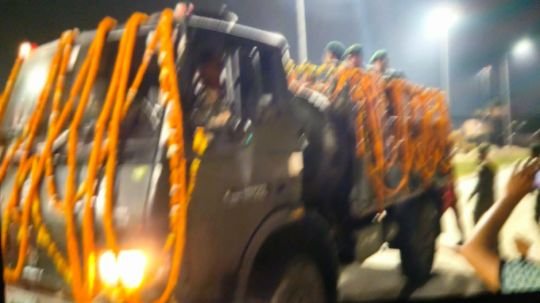 अयोध्या23मई25*शहीद लेफ्टिनेंट शशांक तिवारी का पार्थिव शरीर पहुंचा अयोध्या*