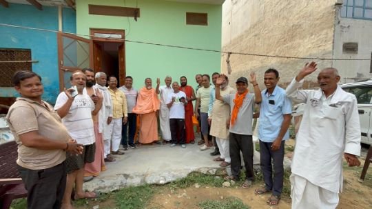 मथुरा24मई25*हरबंस नगर एवं ललित नगर बेलफेरियर के द्वारा मीटिंग में सभी लोग के विचार व्यक्त किए गए