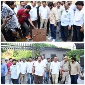 जयपुर27मई25*सीतापुरा में मजदूरों की मौत पर कांग्रेस नेता पुष्पेंद्र भारद्वाज पूर्व मंत्री प्रताप सिंह खाचरियावास के साथ पहुंचे