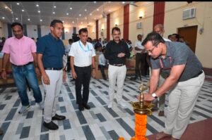 भागलपुर08मई25*रेलवे संचालन में सुरक्षा सुदृढ़ करने हेतु मालदा मंडल द्वारा सुरक्षा संगोष्ठी का आयोजन* 