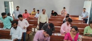 गाजीपुर02जून25**बीएड परीक्षा में नकल करते सात छात्र-छात्राएं रिस्टीकेट** गाजीपुर02जून25**बीएड परीक्षा में नकल करते सात छात्र-छात्राएं रिस्टीकेट**