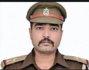 कानपुर10जून25*दरोगा घुस लेते रंगेहाथ दबोचा गया.