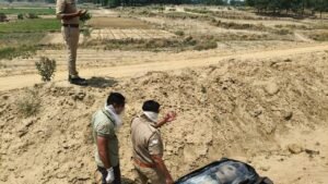 *कौशाम्बी11जून25*अधेड़ की हत्या कर निर्माणाधीन पुल पर फेका शव*