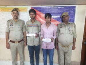 मथुरा 22 जून 25*दो अभियुक्तगण को 6 फर्जी सिम कार्ड, 2 आधार कार्ट व दो मोबाइल फोन सहित किया गिरफ्तार ।*