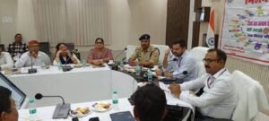 उन्नाव 24जून25*विगत दिवस जिला अधिकारी गौरांग राठी की अध्यक्षता में कलेक्ट्रेट के सभागार में बाल संरक्षण विभाग की बैठक संपन्न हुई,