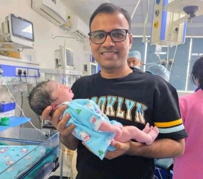 मोतिहारी03जून2025*जिला के पुलिस कप्तान स्वर्ण प्रभात को हुआ पुत्र रत्न की प्राप्ति।*