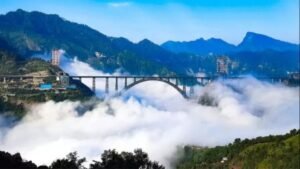 जम्मू कश्मीर3जून25*कुतुब मीनार से 5 गुना ऊंचा, भूकंप-विस्‍फोट झेलने में सक्षम; पिलर टूटने पर चल सकेंगी ट्रेनें, क्‍यों खास है चिनाब रेलवे ब्रिज?