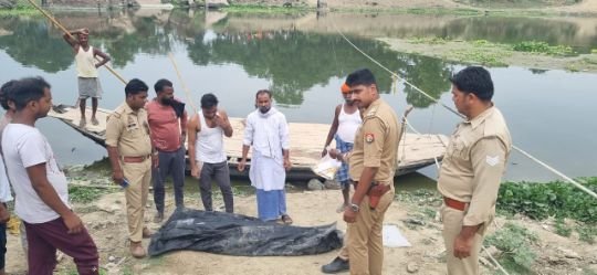 अयोध्या04जून25*सोमवार को नदी में डूबे युवक का दूसरे दिन कुमारगंज थाना क्षेत्र से बरामद हुआ शव अयोध्या04जून25*सोमवार को नदी में डूबे युवक का दूसरे दिन कुमारगंज थाना क्षेत्र से बरामद हुआ शव