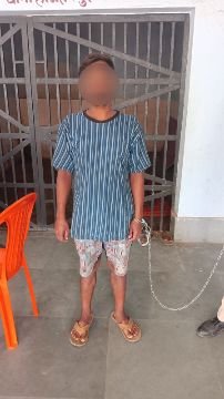 पूर्णिया बिहार 8 जून 25 * सदर थाना के द्वारा गुप्त सूचना के आधार पर 30 लीटर देशी शराब के साथ एक तस्कर गिरफ्तार