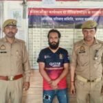 मथुरा 10 जून 25* सोशल मीडिया पर आपत्तिजनक पोस्ट वायरल करने वाले एक वांछित अभियुक्त को अवैध चाकू सहित किया गिरफ्तार ।*