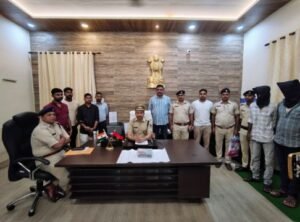 पूर्णिया बिहार10जून25* दो देशी पिस्टल एवं 46 जिंदा कारतूस के साथ दो अभियुक्त गिरफ्तार। :आरक्षी अधीक्षक