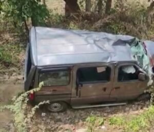 महोबा16जून25*बाइक और इको गाड़ी की आमने सामने टक्कर में 5 की मौत 3घायल