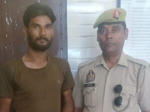 मथुरा 22 जून 25*कोसीकलां पुलिस द्वारा एक अभियुक्त को अवैध चाकू के साथ किया गिरफ्तार*
