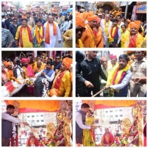 प्रयागराज27जून25*मंत्री नन्दी ने भगवान जगन्नाथ की उतारी आरती, रथ खींचा*