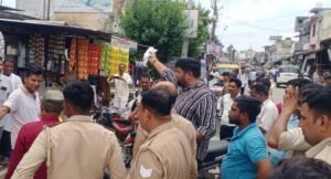 सहारनपुर04जुलाई25*टाटा अधिकारियों ने की बाजार में छापेमारी, नकली चाय बरामद*