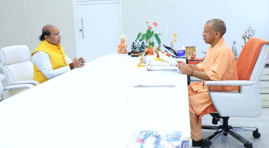 लखनऊ07जुलाई25*मुख्यमंत्री योगी आदित्यनाथ से आज लखनऊ में उत्तर प्रदेश सरकार में कैबिनेट मंत्री