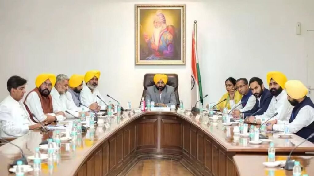 पंजाब14जुलाई25*पंजाब कैबिनेट ने पंजाब पवित्र ग्रंथों के खिलाफ अपराध रोकथाम विधेयक-2025 को मंजूरी दी है..!*