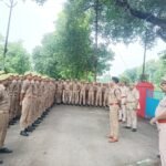 उन्नब29जुलाई25*अपर पुलिस अधीक्षक उत्तरी महोदय उन्नाव, अखिलेश सिंह द्वारा मंगलवार की साप्ताहिक परेड की सलामी ली गयी
