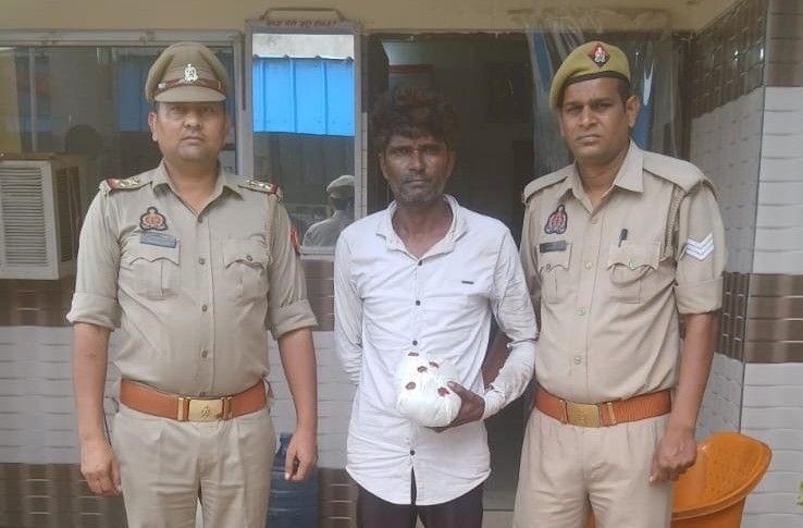 मथुरा 2 जुलाई 25*कोसीकलां पुलिस द्वारा एक अभियुक्त को 560 ग्राम अवैध गांजा के साथ किया गया गिरफ्तार*