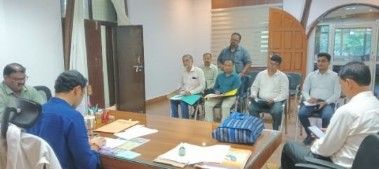 कौशाम्बी3जुलाई25*जिलाधिकारी ने निर्माण कार्य पूर्ण हो चुके, परियोजनाओं को हैण्ड ओवर करने के दिए निर्देश*