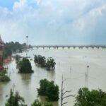 प्रयागराज4जून25*संगम नगरी में गंगा,यमुना नदियां उफान पर