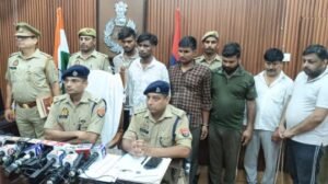 कानपुर नगर5जुलाई25*श्यामनगर थाना चकेरी के अन्तर्गत हुई चोरी की घटना में तत्काल चकेरी पुलिस ने 6 अभियुक्त किये गिरफ्तार।