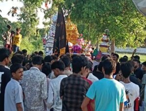 सुल्तानपुर6जुलाई25*माहे मोहर्रम तारीख 10 (यौमे ए आशुरा) अपने रिवायती ,ऐतिहासिक गमे ए हुसैन की याद में जूलूस निकाला गया