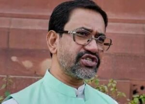 * महाराष्ट्र 07जुलाई25*मैं मराठी नहीं बोलता, किसी में दम हो तो महाराष्ट्र से निकालकर दिखाओ', 'निरहुआ' ने दिया चैलेंज..!*