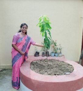 वाराणसी10जुलाई25*एक पेड़ मां के नाम' अभियान के तहत मालवीय शिशु विहार मे हुआ वृक्षारोपण